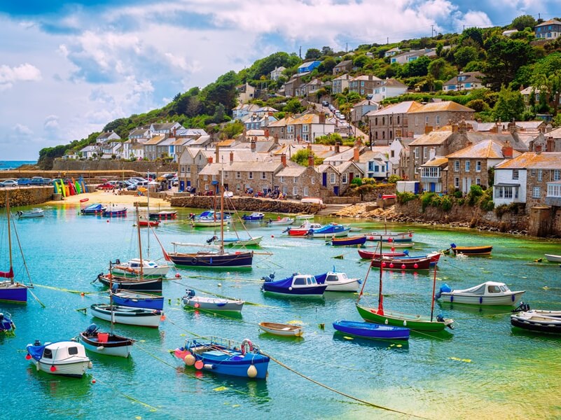 holidays in rngland, smal boats, small town, ocean, golf trip, holidays