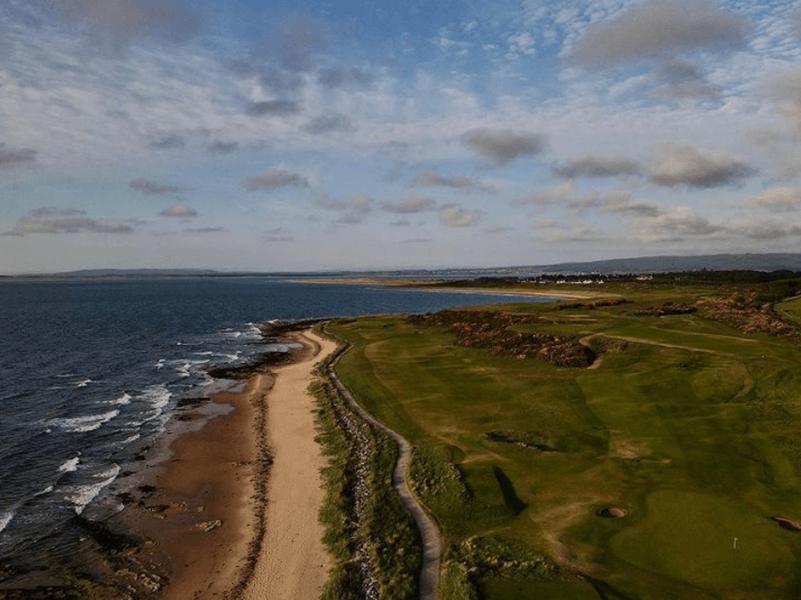 Royal Dornoch Golf Club, Golfcourse, beach, coast, ocean, golf vacation, holidays in scotland