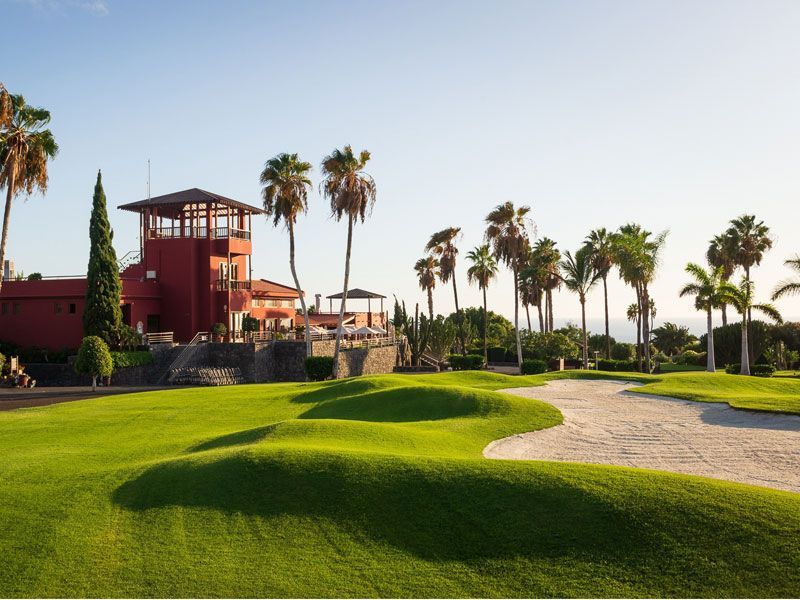 Golf Costa Adeje, Golfplatz, Palmen, Bunker, Clubhaus 